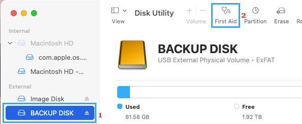 MacのディスクユーティリティでFirst Aidオプションを実行する。